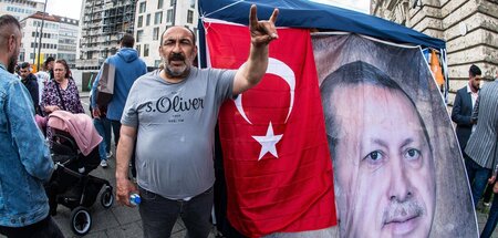 Anhänger der »Grauen Wölfe« in München (6. Mai)