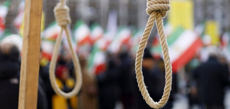 Bewährter Klassiker des Totmachens: Beispielsweise im Iran wird ...