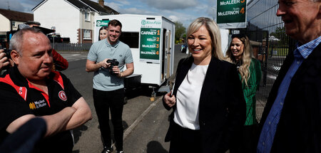 Die nordirische Sinn-Féin-Vorsitzende Michelle O’Neill nach ihre...
