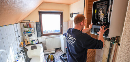 Im vergangenen Jahr waren es 600.000: Einbau einer neuen Gasheiz... Im vergangenen Jahr waren es 600.000: Einbau einer neuen Gasheiz...
