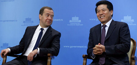 Schwierige Mission: Der chinesische Sondergesandte Li Hui (r.),