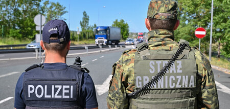 Amtskollegen gehen nun gemeinsam auf die Jagd nach Asylsuchenden...