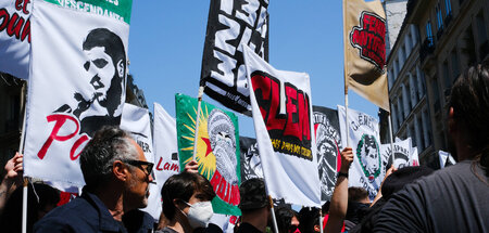 Unvergessen: Demonstration zum Gedenken an den ermordeten Antifa... Unvergessen: Demonstration zum Gedenken an den ermordeten Antifa...