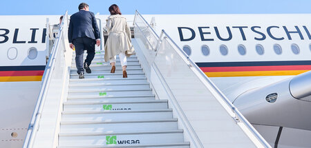 Diesmal hob der Regierungsflieger ab: Annalena Baerbock und Hube...