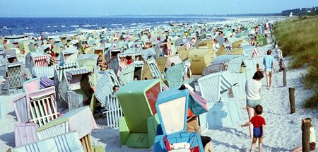 Farbfilm nicht vergessen: Alltag in der DDR (Usedom 1971) Farbfilm nicht vergessen: Alltag in der DDR (Usedom 1971)