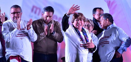 Strahlende Siegerin: Die Morena-Kandidatin Delfina Gómez Álvarez... Strahlende Siegerin: Die Morena-Kandidatin Delfina Gómez Álvarez...