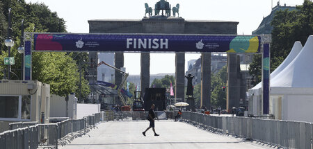 Aufbauarbeiten am Montag nahe dem Brandenburger Tor