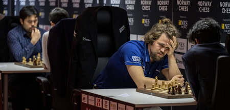 Keine Lust mehr auf lange Vorbereitung: Magnus Carlsen leidet am... Keine Lust mehr auf lange Vorbereitung: Magnus Carlsen leidet am...