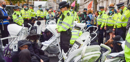 Seit einigen Jahren Hauptärgernis der britischen Polizei: Protes... Seit einigen Jahren Hauptärgernis der britischen Polizei: Protes...