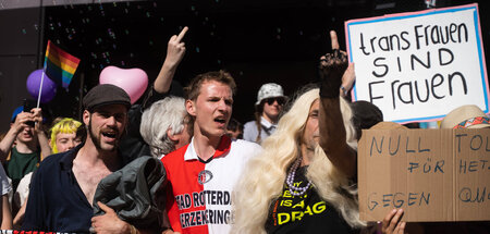 Lauter Protest gegen die Diskriminierung von trans Person in Mün...