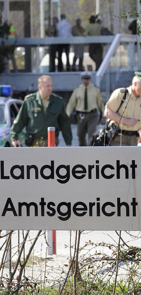 Vor dem Tatort in Landshut