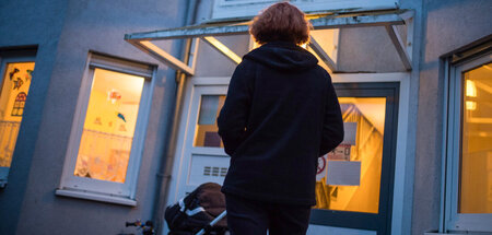 Schutzsuchende müssen oft draußen bleiben: Frauenhäuser (Berlin,...
