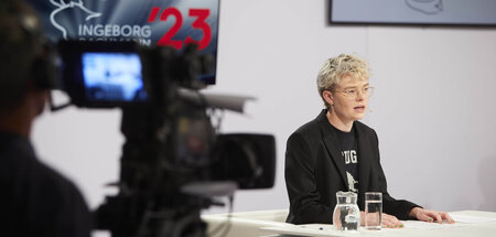 Die mutigste Möglichkeit: Laura Leupi liest »Das Alphabet der se...