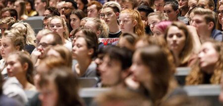 Bedarfssätze von Studierenden werden weder an Inflationsentwickl...