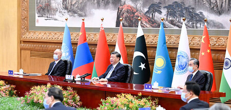 Im Herzen der BRICS: Chinas Präsident Xi eröffnet 23. Treffen de...