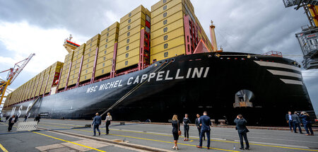 Zweckfreie Show: Der in China gebaute Megafrachter »MSC Michel C...