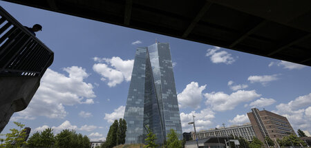 Institution der bürgerlichen Ökonomie: Die EZB in Frankfurt am M...