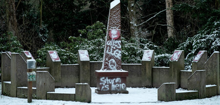 Angeschmiertes Nobelpreisträgerrondell in Göttingen: Am Q sollst...