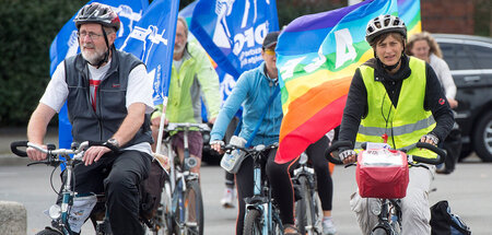 Fahrraddemonstration für Frieden und Abrüstung (Berlin, 16.8.201...