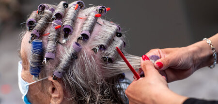 Werden mit Billiglöhnen abgespeist: Friseure in der Bundesrepubl...