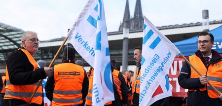 Die EVG-Mitglieder waren ursprünglich für deutlich mehr Geld bei... Die EVG-Mitglieder waren ursprünglich für deutlich mehr Geld bei...