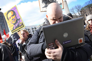 »Wer« tut »es«?: Piraten-Bay-Solidemo am Sonnabend in Stockholm »Wer« tut »es«?: Piraten-Bay-Solidemo am Sonnabend in Stockholm