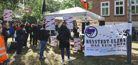 Antifaschistische Kundgebung vor dem Landgericht in Kiel (3.7.20... Antifaschistische Kundgebung vor dem Landgericht in Kiel (3.7.20...