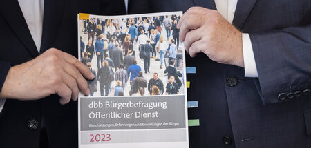 dbb_Buergerbefragung_79017037.jpg