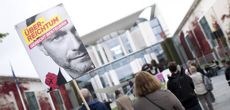 Sagt »höchstens mal die halbe Wahrheit«: Lindner-Plakat auf »Ich...