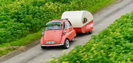 BMW Isetta mit Wohnwagengespann Piccolo: »Camping – Geschichte e...