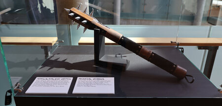 Respekt, wenn Sie damit am Türsteher vorbeikommen: Mittelalterli...