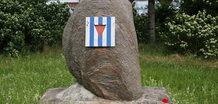 Das Denkmal für die Opfer des Todesmarsches von KZ-Häftlingen du...