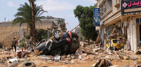 Ein schwerer Sturm mit starken Regenfällen richtete in Libyen gr...