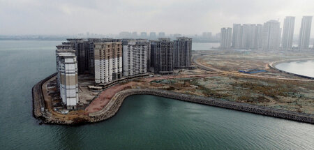 Die Evergrande-Häuser auf der künstlichen Insel Ocean Flower Isl...