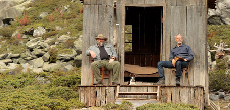 Gregory Gadebois (l.) als Pierre und Lambert Wilson als Vincent ... Gregory Gadebois (l.) als Pierre und Lambert Wilson als Vincent ...