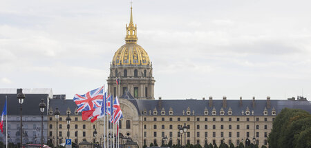 Monarchen sind in Paris spätestens seit der Französischen Revolu... Monarchen sind in Paris spätestens seit der Französischen Revolu...
