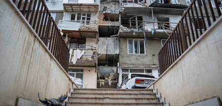 Keine Rücksicht auf Zivilisten: Spuren der Zerstörung in Stepana... Keine Rücksicht auf Zivilisten: Spuren der Zerstörung in Stepana...