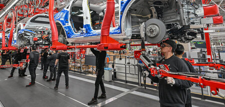 Ein_Jahr_Tesla_Gigaf_77397916.jpg
