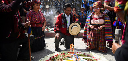 Der Protest hat alle Bevölkerungsgruppen erfasst: Maya-Ritual fü...