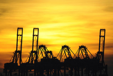 In den Containerterminals des Hamburger Hafens herrscht zur
Zei... In den Containerterminals des Hamburger Hafens herrscht zur
Zei...