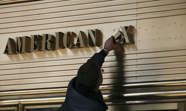 Renovierungsarbeiten bei American Express. Die Erneuerung des US... Renovierungsarbeiten bei American Express. Die Erneuerung des US...