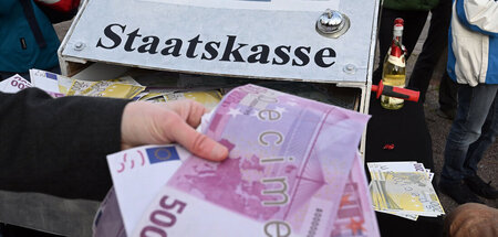 Die Verteilung dreistelliger Millionenbeträge aus dem Bundeshaus...
