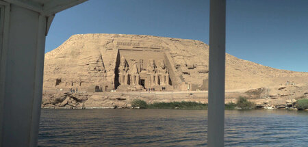 Beim Bau des Assuan-Staudamms wurde der Tempel von Abu Simbel au...