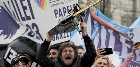 Will die »politische Elite durchsägen«: Javier Milei im Wahlkamp...