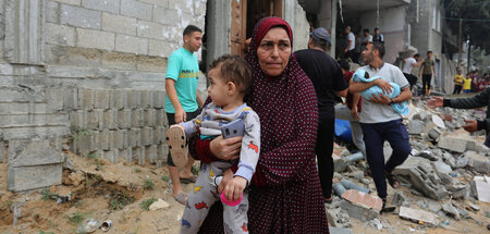 Welt in Trümmern: Rettungsarbeiten nach israelischen Luftangriff... Welt in Trümmern: Rettungsarbeiten nach israelischen Luftangriff...