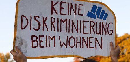 Für Migranten ist es besonders schwer auf dem entfesselten Wohnu...