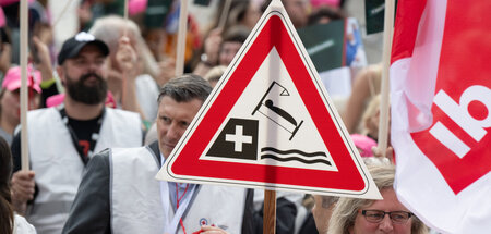 Alarmstufe Rot: Die Bettenkapazität in den Spitälern dürfte weit... Alarmstufe Rot: Die Bettenkapazität in den Spitälern dürfte weit...