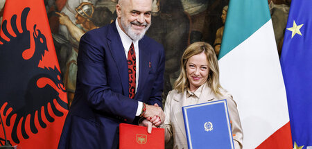 Das nächste Abkommen gegen Schutzsuchende: Italiens Meloni und A...