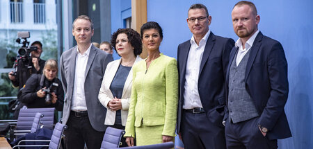 Die Initiative um Sahra Wagenknecht während der Vorstellung ihre...
