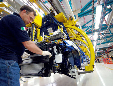 Produktion in Turin: Gewerkschaften und Beschäftigte stehen den ... Produktion in Turin: Gewerkschaften und Beschäftigte stehen den ...